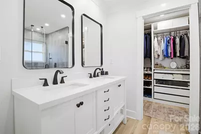 300 Forest Park Road, Matthews, NC 28104 - Photo 29