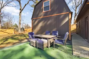 300 Forest Park Rd, Matthews, NC 28104 - Photo 47