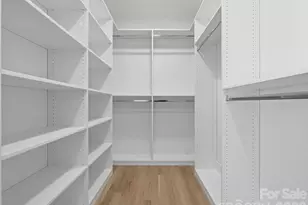 433 W Peterson Dr, Charlotte, NC 28217 - Photo 31