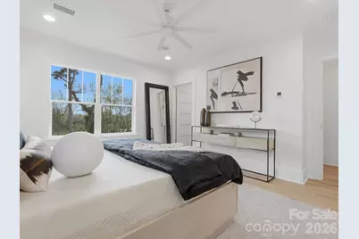 431 W Peterson Drive, Charlotte, NC 28203 - Photo 27