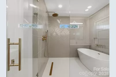 431 W Peterson Drive, Charlotte, NC 28217 - Photo 21