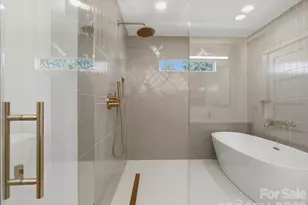 431 W Peterson Dr, Charlotte, NC 28217 - Photo 21