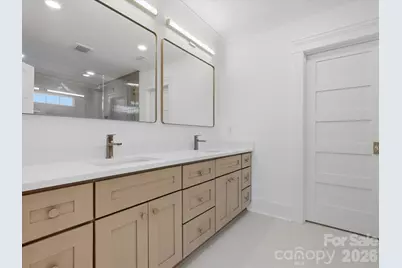 431 W Peterson Drive, Charlotte, NC 28217 - Photo 25