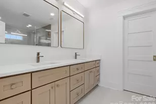 431 W Peterson Dr, Charlotte, NC 28217 - Photo 25
