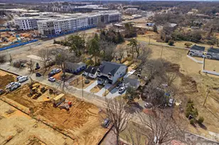 431 W Peterson Dr, Charlotte, NC 28217 - Photo 43