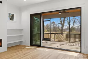 431 W Peterson Dr, Charlotte, NC 28217 - Photo 15