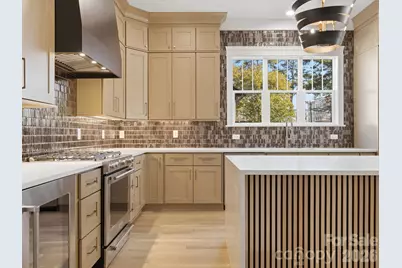 431 W Peterson Drive, Charlotte, NC 28217 - Photo 5