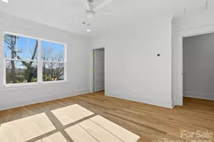 431 W Peterson Dr, Charlotte, NC 28217 - Photo 31