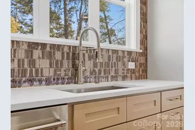 431 W Peterson Drive, Charlotte, NC 28217 - Photo 11