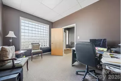 729 1st Avenue SW, Hickory, NC 28602 - Photo 7