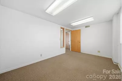 729 1st Avenue SW, Hickory, NC 28602 - Photo 29