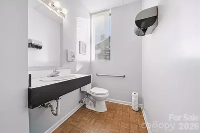 729 1st Avenue SW, Hickory, NC 28602 - Photo 21