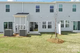 8116 Hidden Spgs Trl, Charlotte, NC 28216 - Photo 15