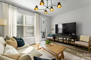 1737 Dunavant St, Charlotte, NC 28203 - Photo 5