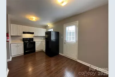 1520 N Main Avenue #20, Newton, NC 28658 - Photo 7