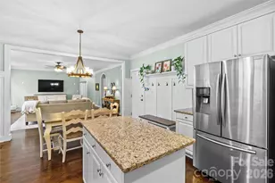 20110 Coachmans Wood Ln, Cornelius, NC 28031 - Photo 17