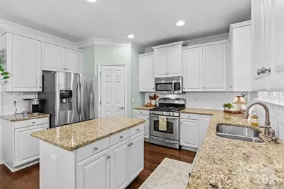 20110 Coachmans Wood Lane, Cornelius, NC 28031 - Photo 19