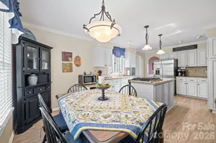 856 W 6th St Cir, Newton, NC 28658 - Photo 13