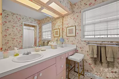 856 W 6th Street, Newton, NC 28658 - Photo 25