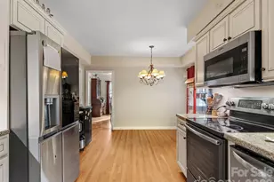 506 W Main St, Burnsville, NC 28714 - Photo 21
