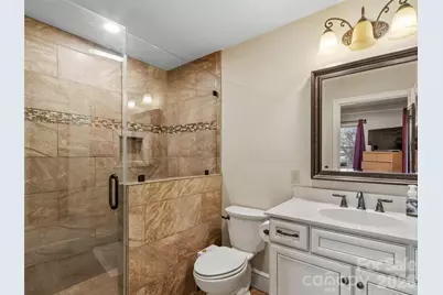 506 W Main Street, Burnsville, NC 28714 - Photo 17