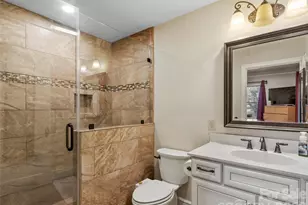 506 W Main St, Burnsville, NC 28714 - Photo 17