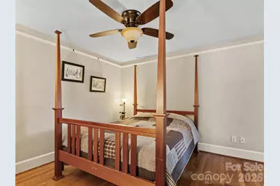 506 W Main Street, Burnsville, NC 28714 - Photo 21