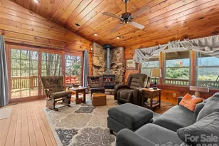 250 Creekside Dr, Maggie Valley, NC 28751 - Photo 5