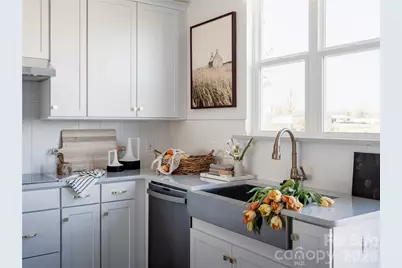 4019 Cue Court, Charlotte, NC 28205 - Photo 3