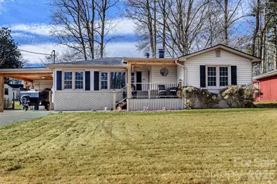 116 Thornbird Avenue, Hendersonville, NC 28792 - Photo 1