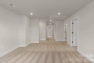 6710 Fairford Drive, Charlotte, NC 28215 - Photo 9