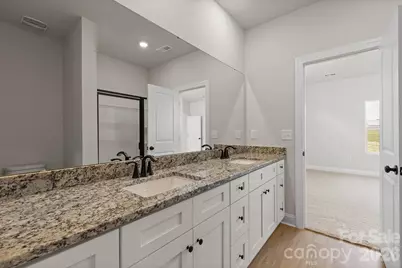 6710 Fairford Drive, Charlotte, NC 28215 - Photo 13