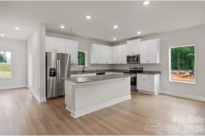 6710 Fairford Drive, Charlotte, NC 28215 - Photo 7