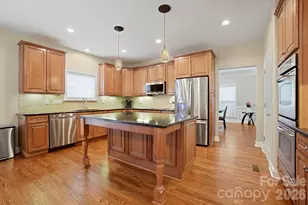 905 Patricians Ln, Wesley Chapel, NC 28110 - Photo 11