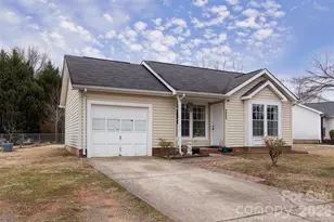 4803 Harri Ann Dr, Charlotte, NC 28227 - Photo 3