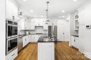 1006 Columbine Rd, Asheville, NC 28803 - Photo 11