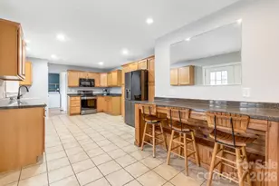 52 Baby Jane Ln, Hendersonville, NC 28792 - Photo 11