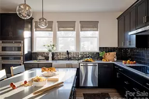 4015 Cue Ct, Charlotte, NC 28205 - Photo 13