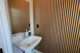 322 E Cama St, Charlotte, NC 28217 - Photo 13