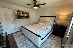 322 E Cama St, Charlotte, NC 28217 - Photo 5