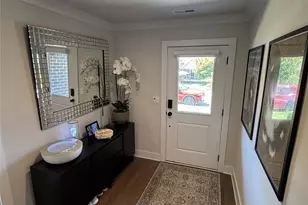 322 E Cama St, Charlotte, NC 28217 - Photo 3