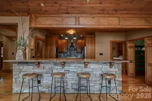 1226 Grouse Moor Dr, Sugar Mountain, NC 28604 - Photo 11