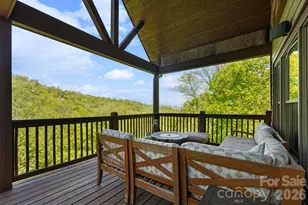 1226 Grouse Moor Dr, Sugar Mountain, NC 28604 - Photo 17