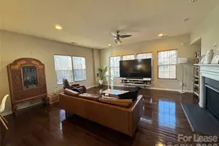 280 W Bland St, Charlotte, NC 28203 - Photo 5
