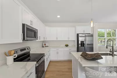 2100 Bombay Way, Charlotte, NC 28208 - Photo 7