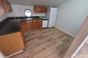 102 Malvern Dr, Hendersonville, NC 28739 - Photo 5