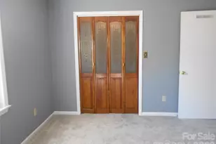 8615 Lochinvar Dr, Charlotte, NC 28227 - Photo 15