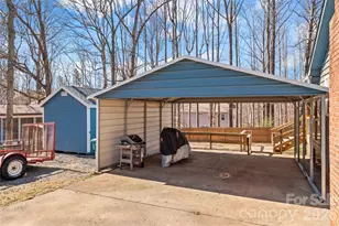 8615 Lochinvar Dr, Charlotte, NC 28227 - Photo 29