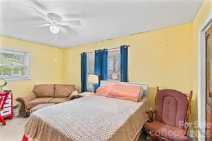 8615 Lochinvar Dr, Charlotte, NC 28227 - Photo 13