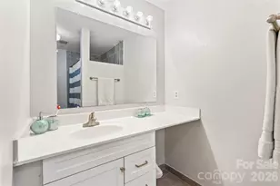 8615 Lochinvar Dr, Charlotte, NC 28227 - Photo 9